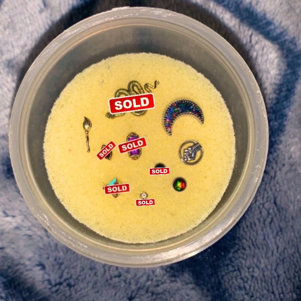 14k Threadless end pieces